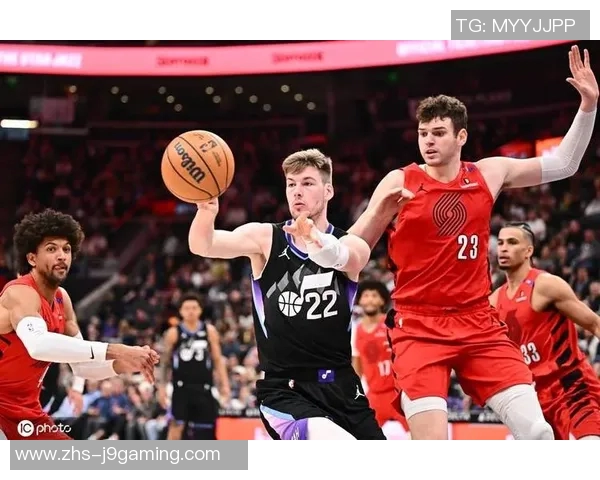 菲利波夫斯基与夏普联手发威爵士加时逆转战胜开拓者